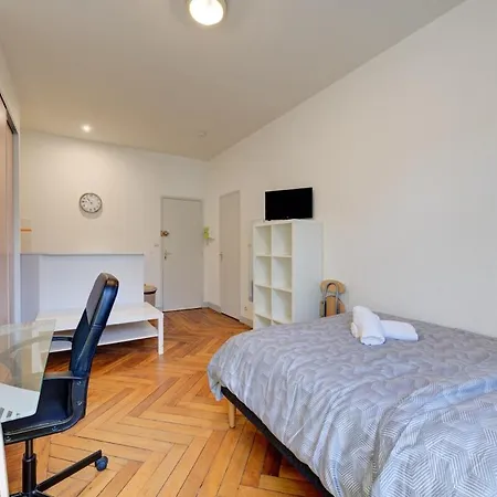 Cosy Hyper-centre 图尔